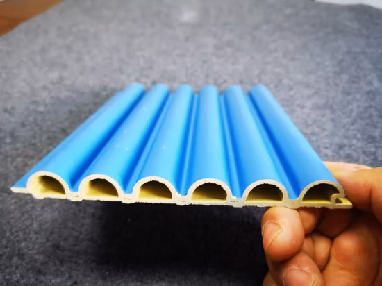 Commerce de gros intérieur décoratif Baboo charbon de bois placage WPC lambris lambris revêtement mural cannelé intégré PVC panneau de persiennes en bois